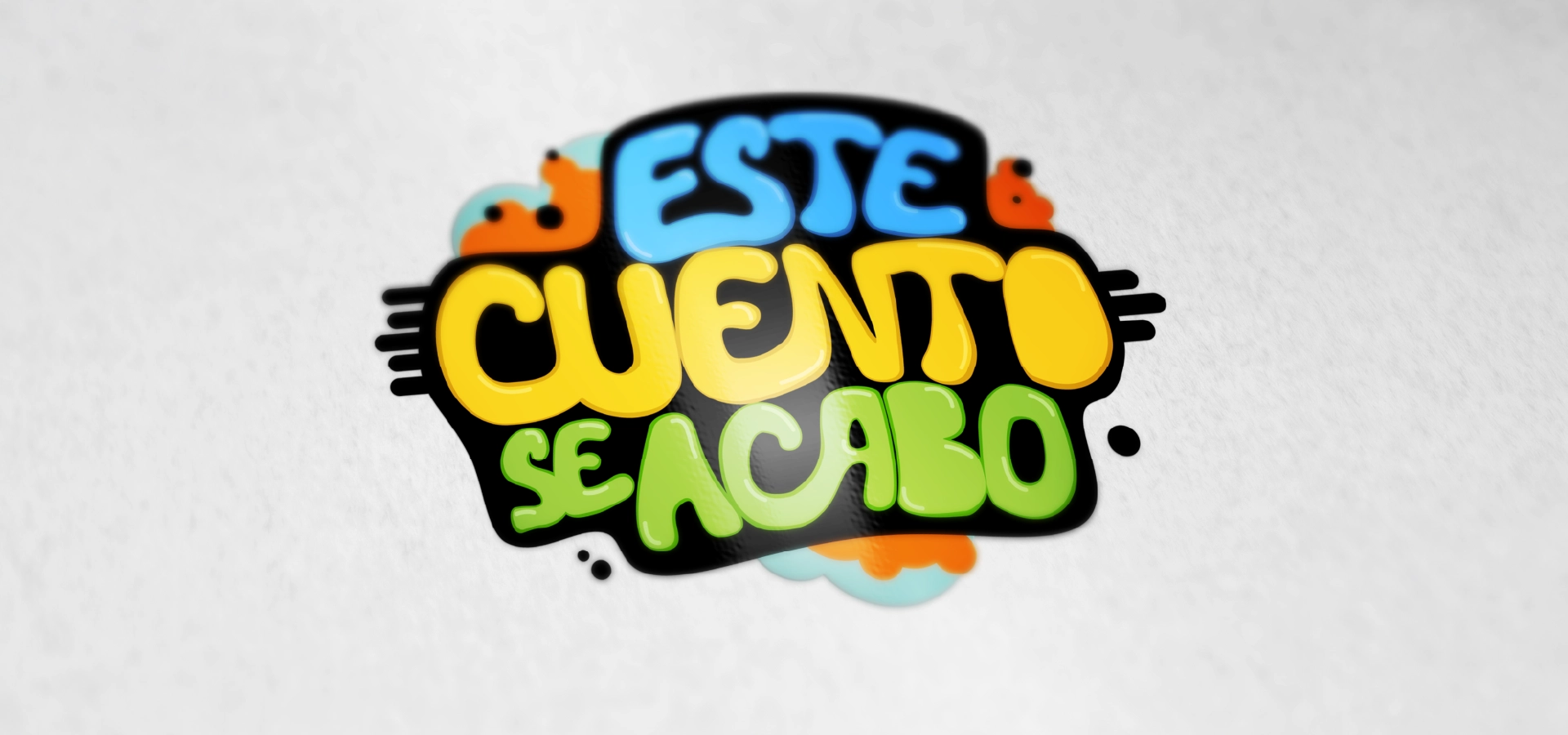 Foto de una sandalia y un aviso para puertas con la identidad visual del Hotel Sixtina